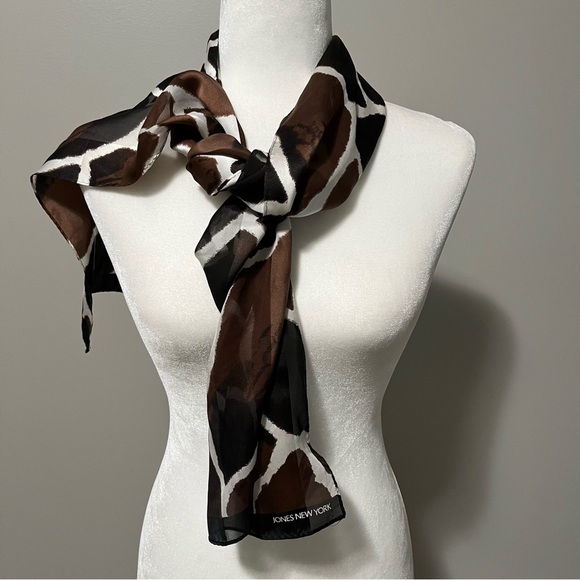 Jones New York Animal Print Sheer Silk Scarf - Picture 4 of 8